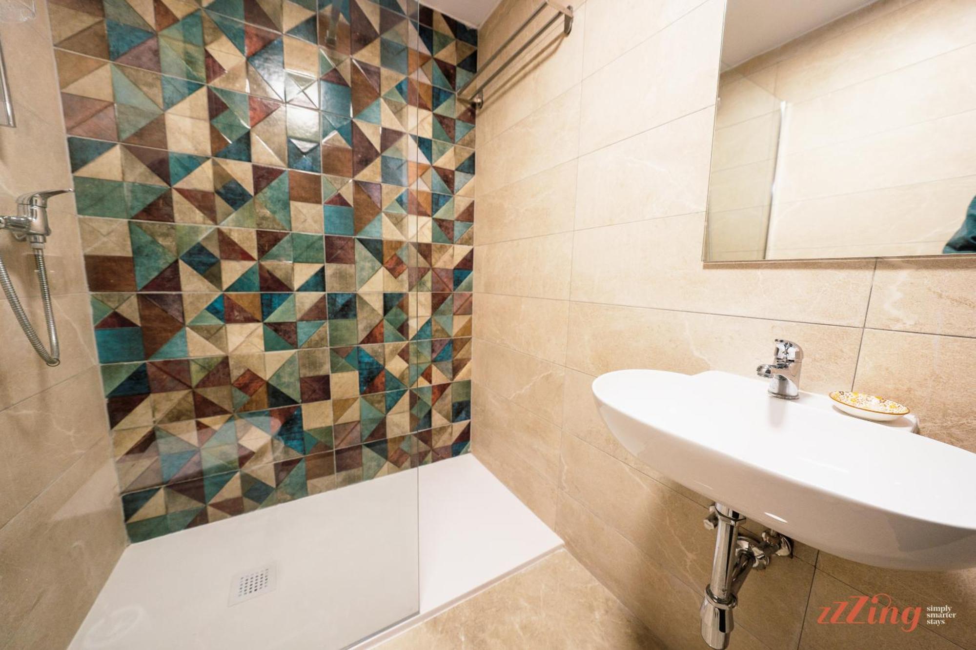 Seashore Stays - Stunning Apartments Right By The Sea St. Paul's Bay Quarto foto